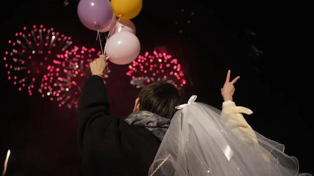 荥经七夕焰火全攻略：向银河发射爱心！2025年最浪漫的夜晚指南