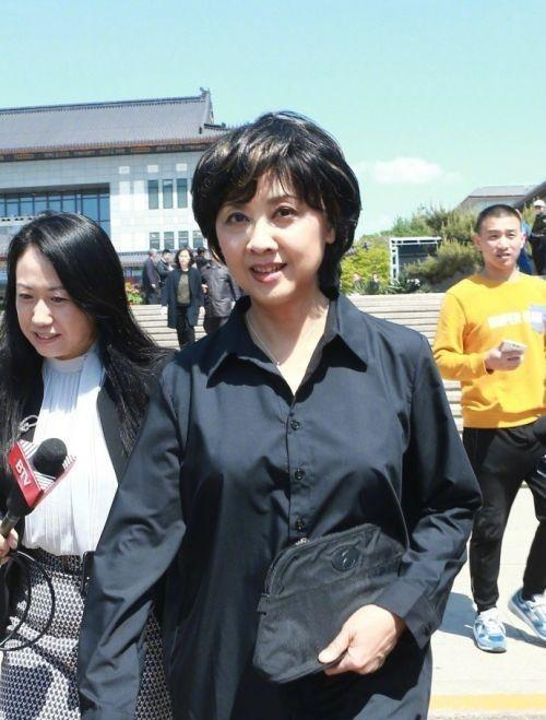 看见73岁朱琳老去的模样，才发现：八十年代大陆第一美女名不虚传