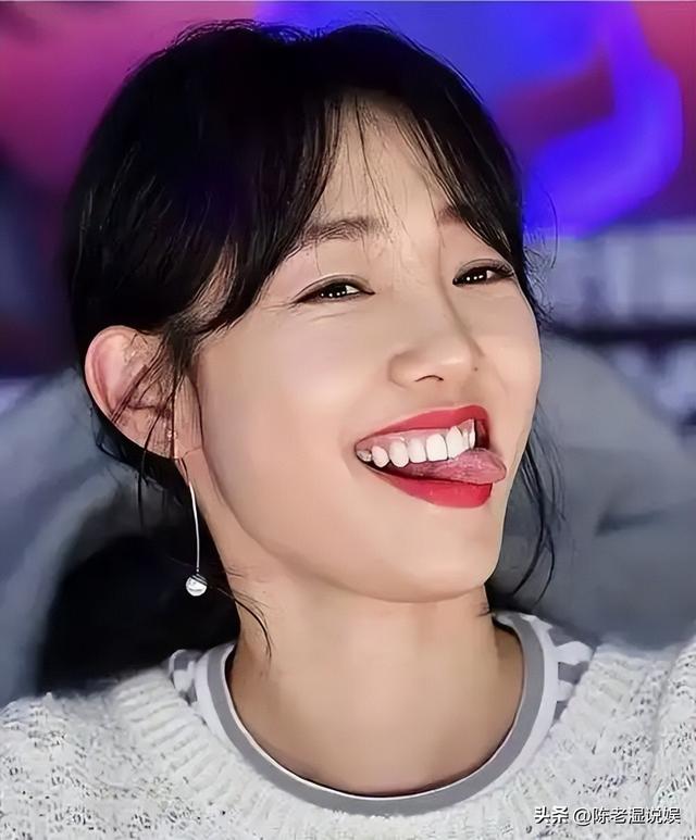 陪玩陪睡仅冰山一角！集体开嫖、舔手指、互撕，"圈中内幕"太荒唐