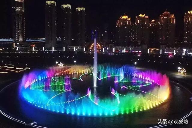 东港与星海音乐喷泉收官，大连宠粉暖人心，2025旅游市场再创辉煌
