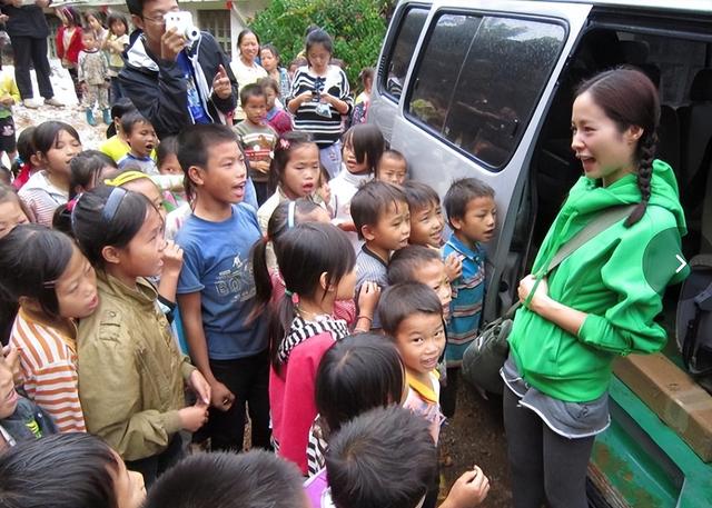 江一燕自曝离婚不到24小时！"丑闻"被扒光，恶心的一幕还是出现了