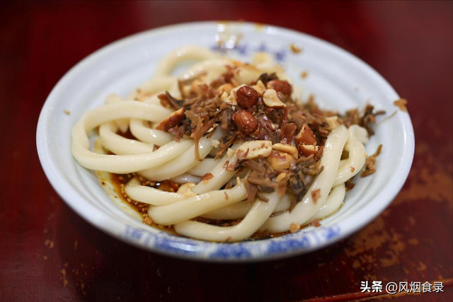 成都春熙路小吃街，最值得吃的10种美食！好吃不贵，多数人没吃过