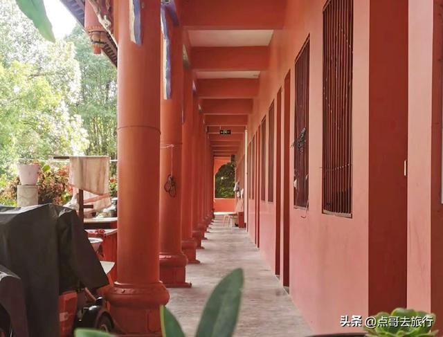 四川德阳最不可低估的寺庙，蕴含皇家气度，清幽静谧，公交直达！