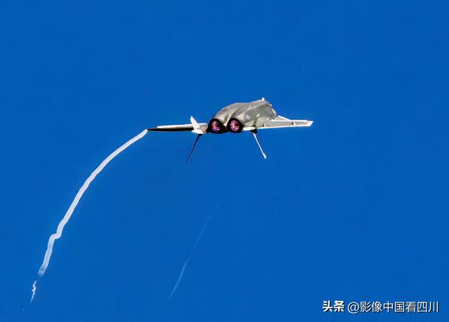 吉林长春：长春航空展上的大国重器