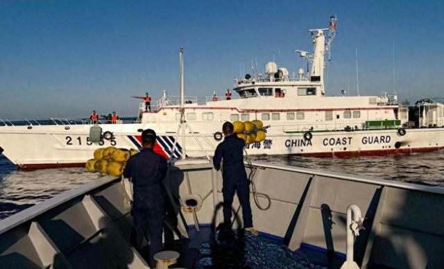 菲公务机再闯黄岩岛	，日菲勾连想浑水摸鱼，中国早已布下天罗地网
