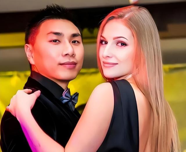 河北小伙娶小12岁乌克兰绝色美女，结婚11年后，妻子出轨波兰农民
