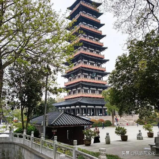 八省一市游，再一次看到父亲曾经参与修建的鹰厦铁路九龙江大桥