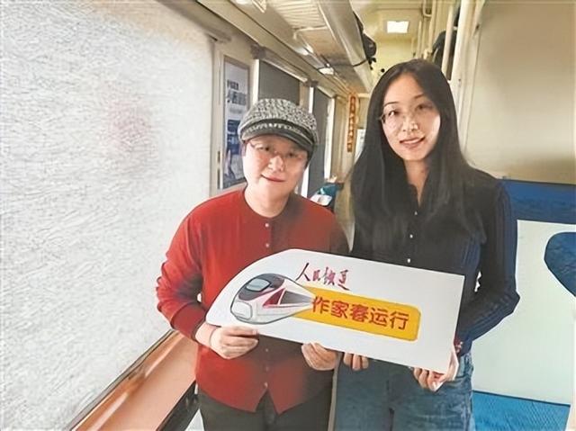 赴一程山河远阔 绘一卷烟火中国