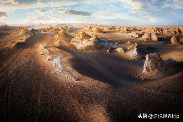 这里是中国最孤独的城市，人迹罕至无人区包围，却美得像个意外