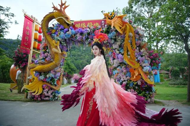 第六届观音山姻缘节拉开序幕，月老、红鸾星君送良缘啦~