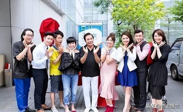 他和6个老婆共处一室，每人每月7万零花钱，71岁又娶小20岁妻子