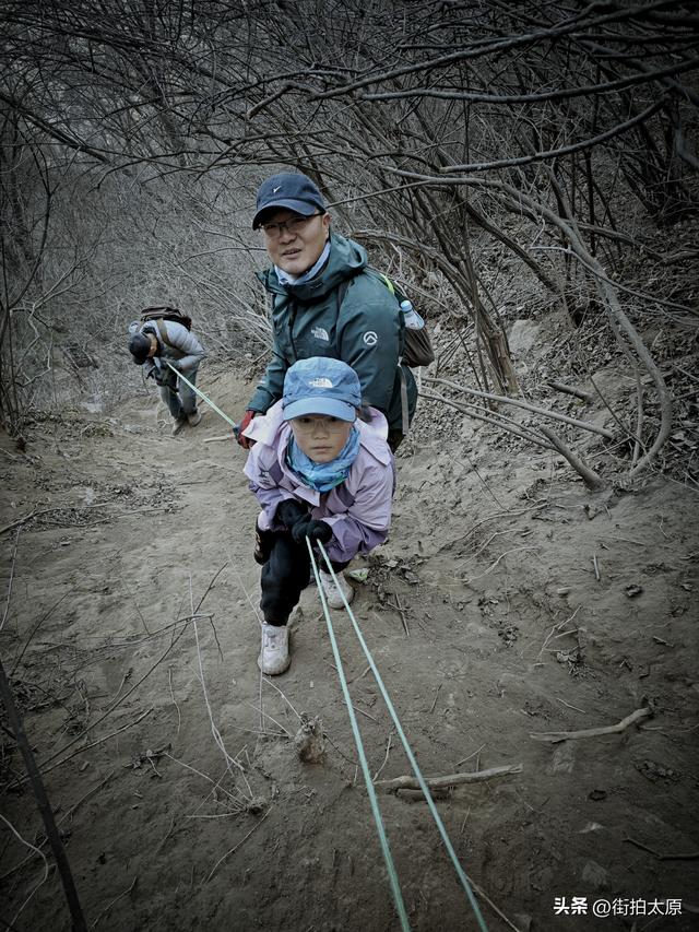 太原这处荒野秘境火了！探秘土匪窝，穿越北一线天，你敢来挑战吗