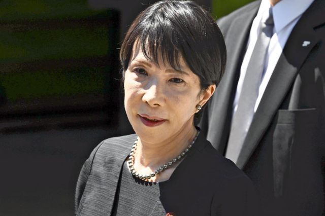 中方舰艇编队刚进钓鱼岛，日本就动手了，不到24小时，美军也下场