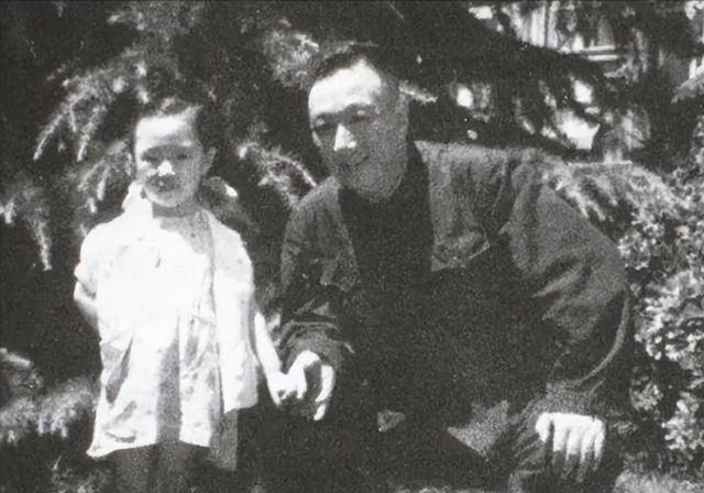 1948年，刘少奇对薄一波说：提拔此人后果很严重，你将来要负责！
