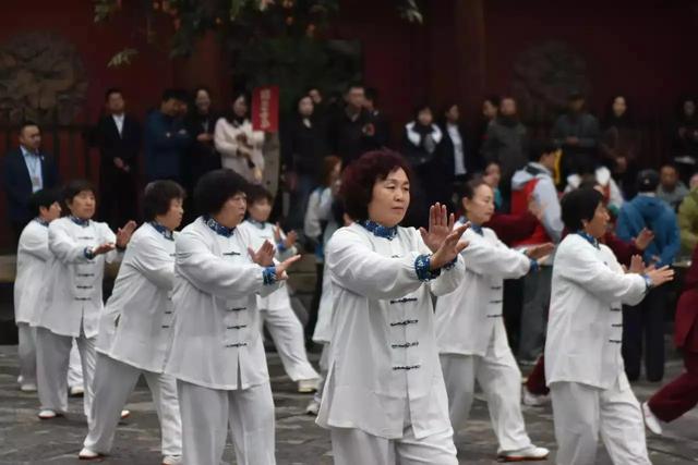 太原市崛（山围）文化采风活动启动