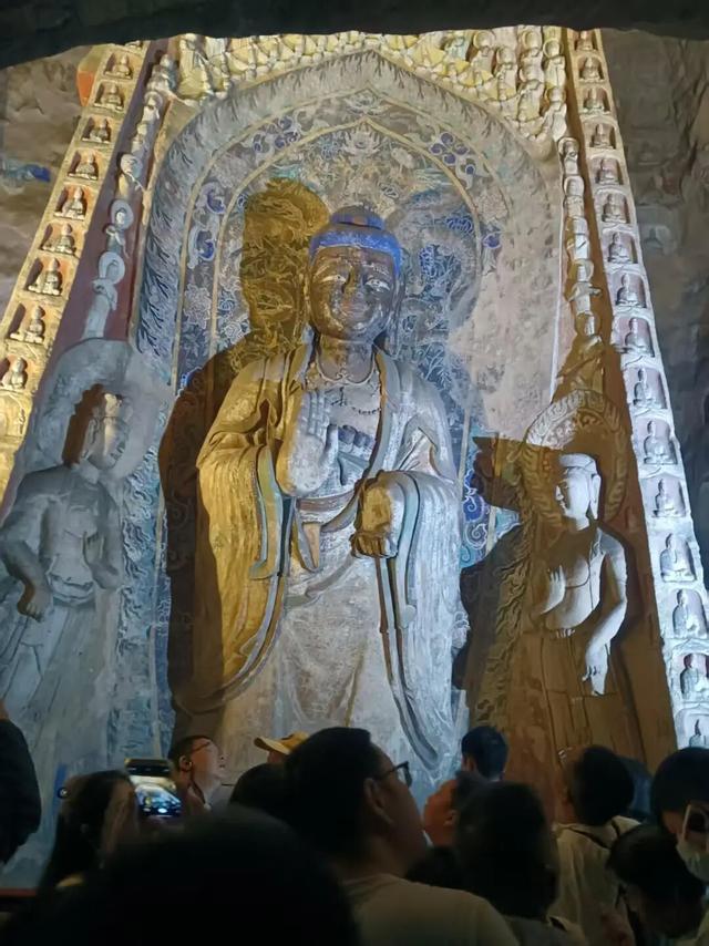 王公昌：云冈石窟漫记