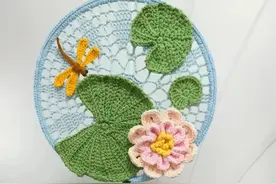 钩针图解：荷塘月色团扇图片