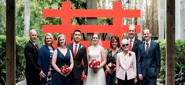 河北1男子网恋娶到美国女孩，婚后，得知女孩身份惊得目瞪口呆！