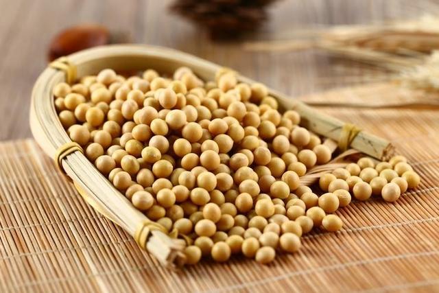 最后一刻特朗普签了！转头就对中方提过分要求：不答应后果严重？