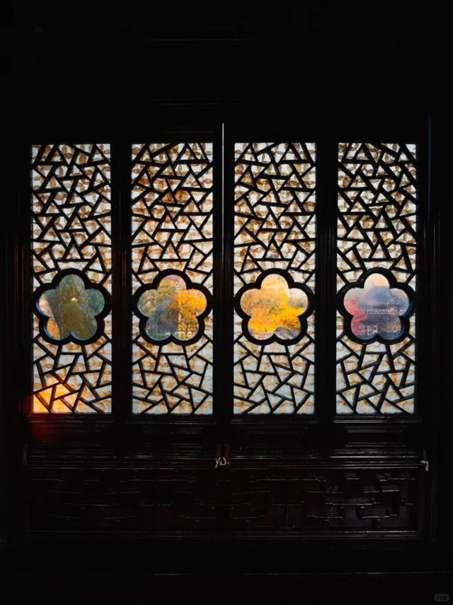 苏州园林秋色拍照攻略！这几个机位包出大片！