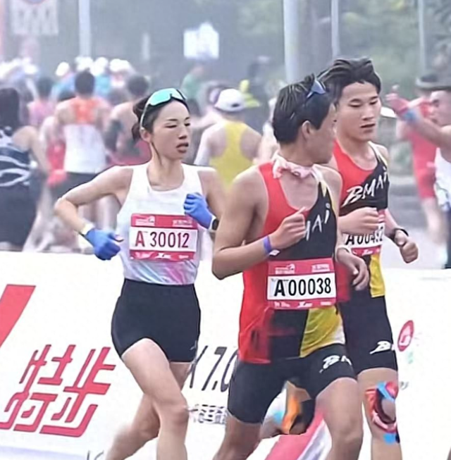 钱再多有什么用？35岁最快女护士的现状，给所有中年女性提了个醒