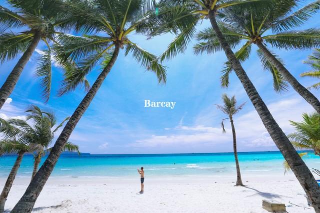 海南三亚繁华热点全景揭秘：海角天涯、亚龙湾、凤凰岛引领热潮