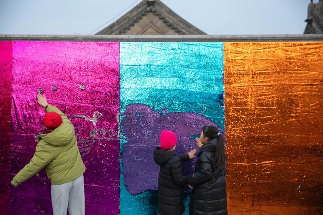 白塔寺街区跨年文化盛宴欢乐启幕