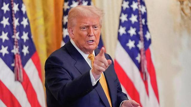 中国一步不退,特朗普称难以置信,官员表示美国3亿民众已做好准备