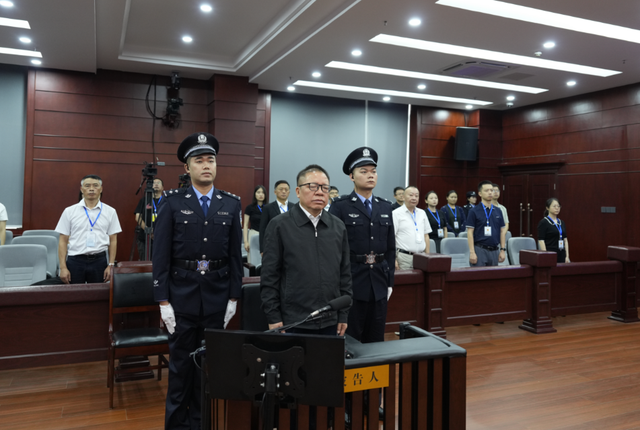 贪2.16亿！“老虎”秦如培被判死缓