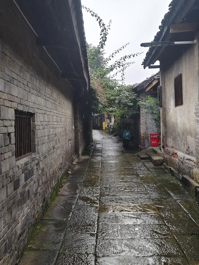 南行漫记：和宜宾握手再见，到李庄古镇打卡，今天跑到贵州