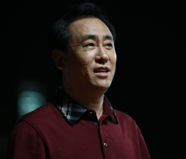 被曝藏身美国4个月	，恒大前总裁再迎坏消息，许家印最后希望破灭