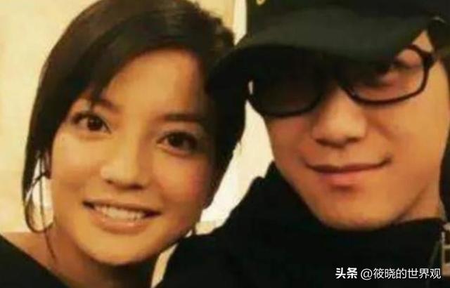 拔出萝卜带出泥！49岁赵薇再次被爆露面，原来封杀只是冰山一角