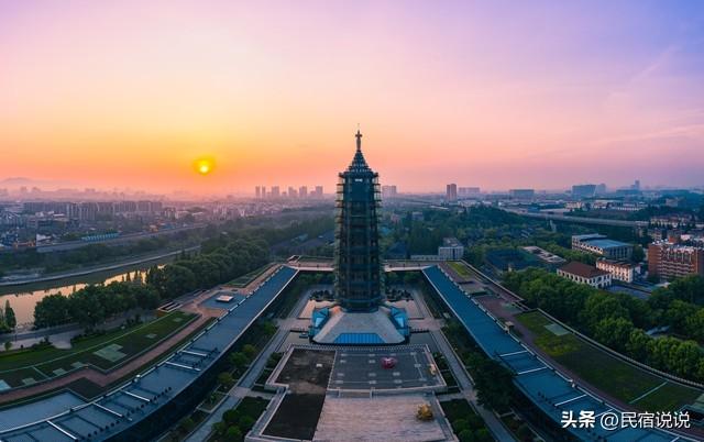 杭州灵隐寺都免费啦，南京大报恩寺只发放5000张免费票。