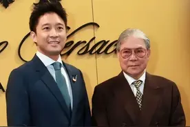41岁霍启山帅气多金：3段恋情失败后仍单身，想找嫂子一样的老婆图片