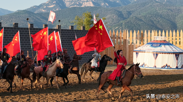 嗨翻泰山石敢当！NPC 零距离互动 + 百场演艺，解锁百戏狂欢新姿势！
