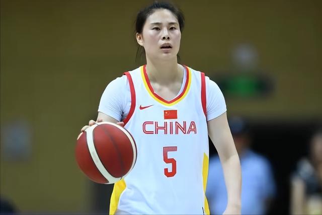 国家出手！宫鲁鸣打压球员真相大白，幕后黑手被抓，王思雨太无辜