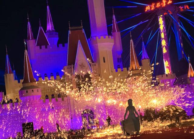 石景山游乐园冰雪音乐狂欢！零点陪你同迎2026