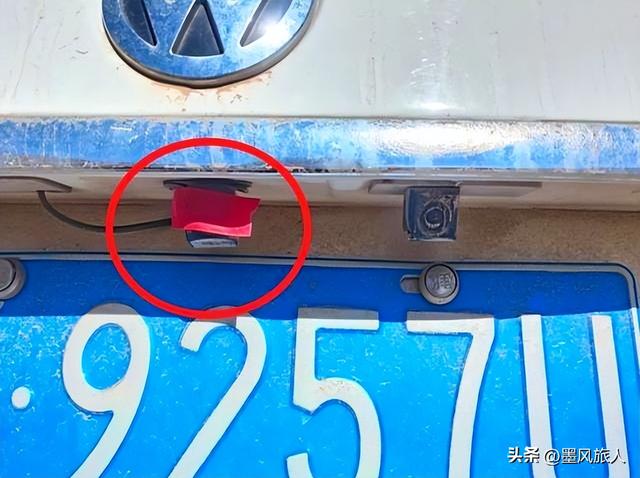 闹大了！广西青海失踪男后续，惊现陌生人遮挡风玻璃，摄像头被遮