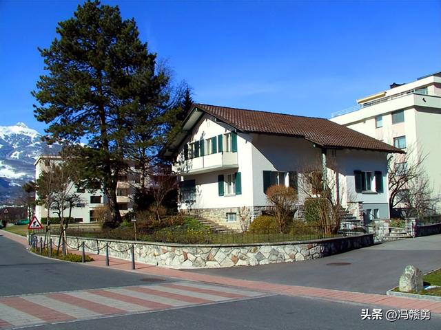 欧洲旅游：走进列支敦士登首府瓦杜兹（图）