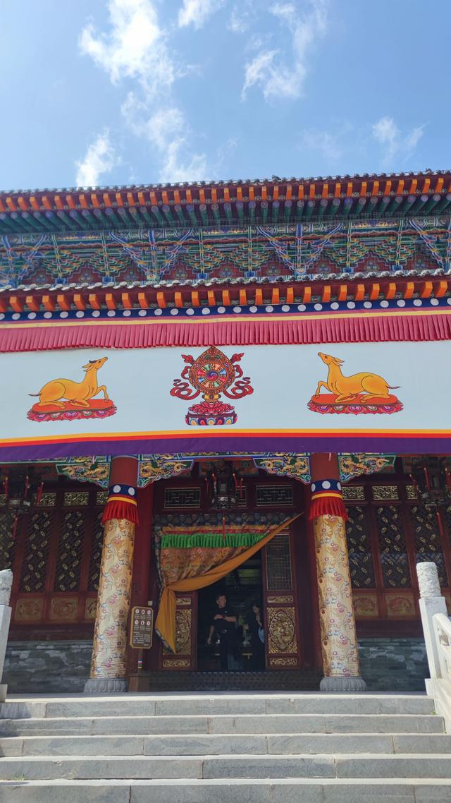 藏传佛教格鲁派四大寺院之一，西宁塔尔寺，碰巧免费进去了