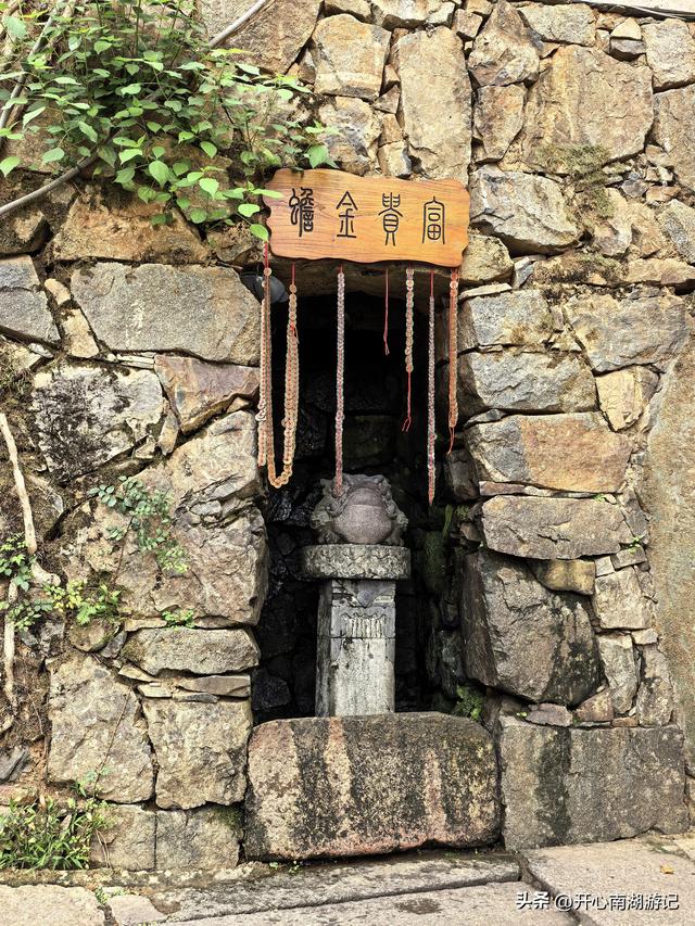 2025年秋老姐俩江西行，去篁岭看晒秋