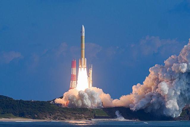 发射3天没到空间站！日本新飞船号称探月，却连主动对接都不会