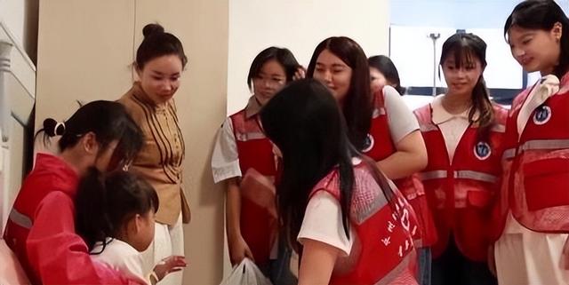 正午·12点 | 入“沐”三分！看青年人这样爱上沈城洗浴