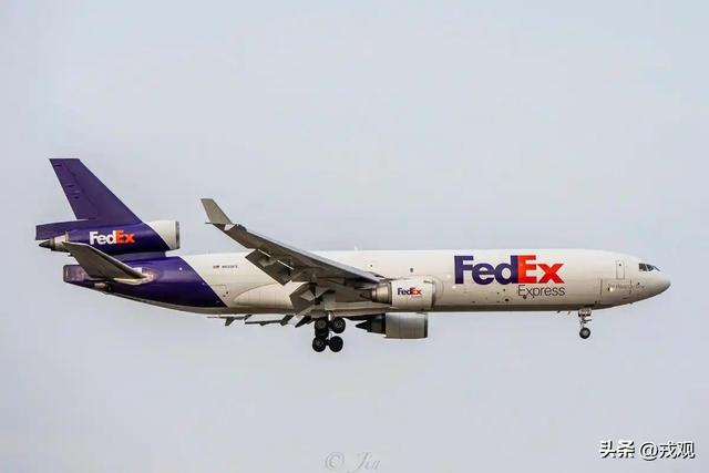 美又一飞机坠毁！UPS货机起飞炸机，34岁老飞机带90吨油冲毁厂房