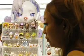 泡泡玛特预期今年海外业务有100%以上增长图片