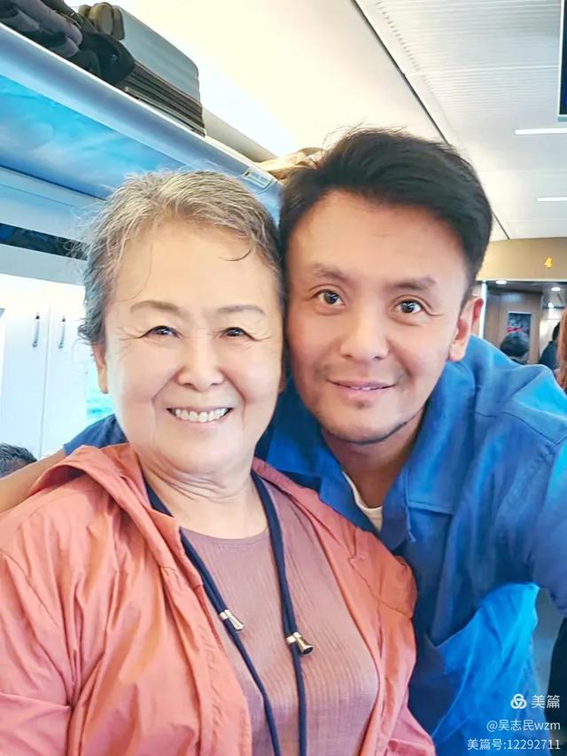 北京开国将军后代合唱走进古城大同，探寻历史足迹，感受文化魅力