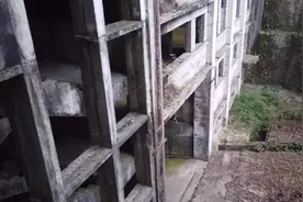 湘中邵阳，全国最大洞穴军工厂：山洞建车间十几层楼图片