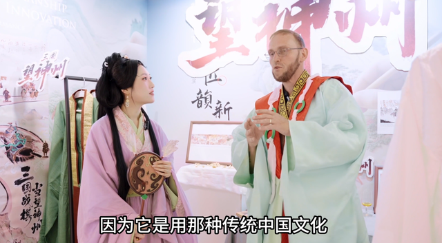 抗战胜利80周年喜讯：三望在联合国总部让老外，敬畏起华夏历史