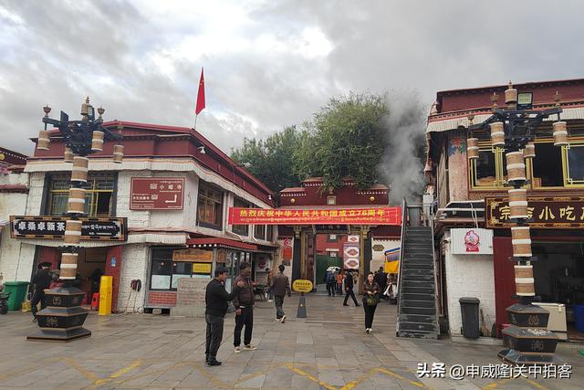拉萨市：走进小昭寺