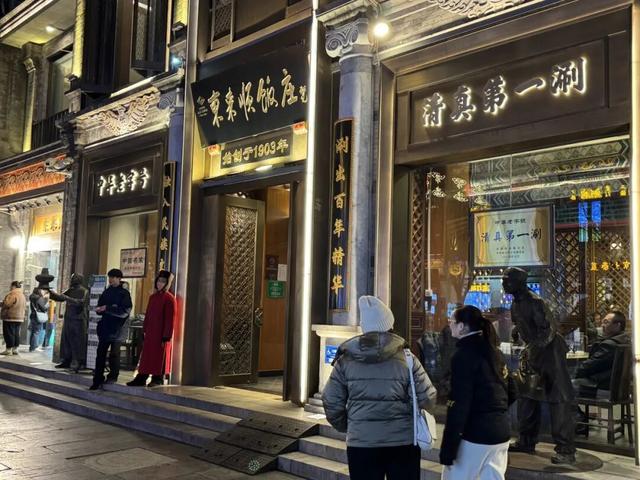 雪落下，夜未央！夜京城如何“火力全开”？